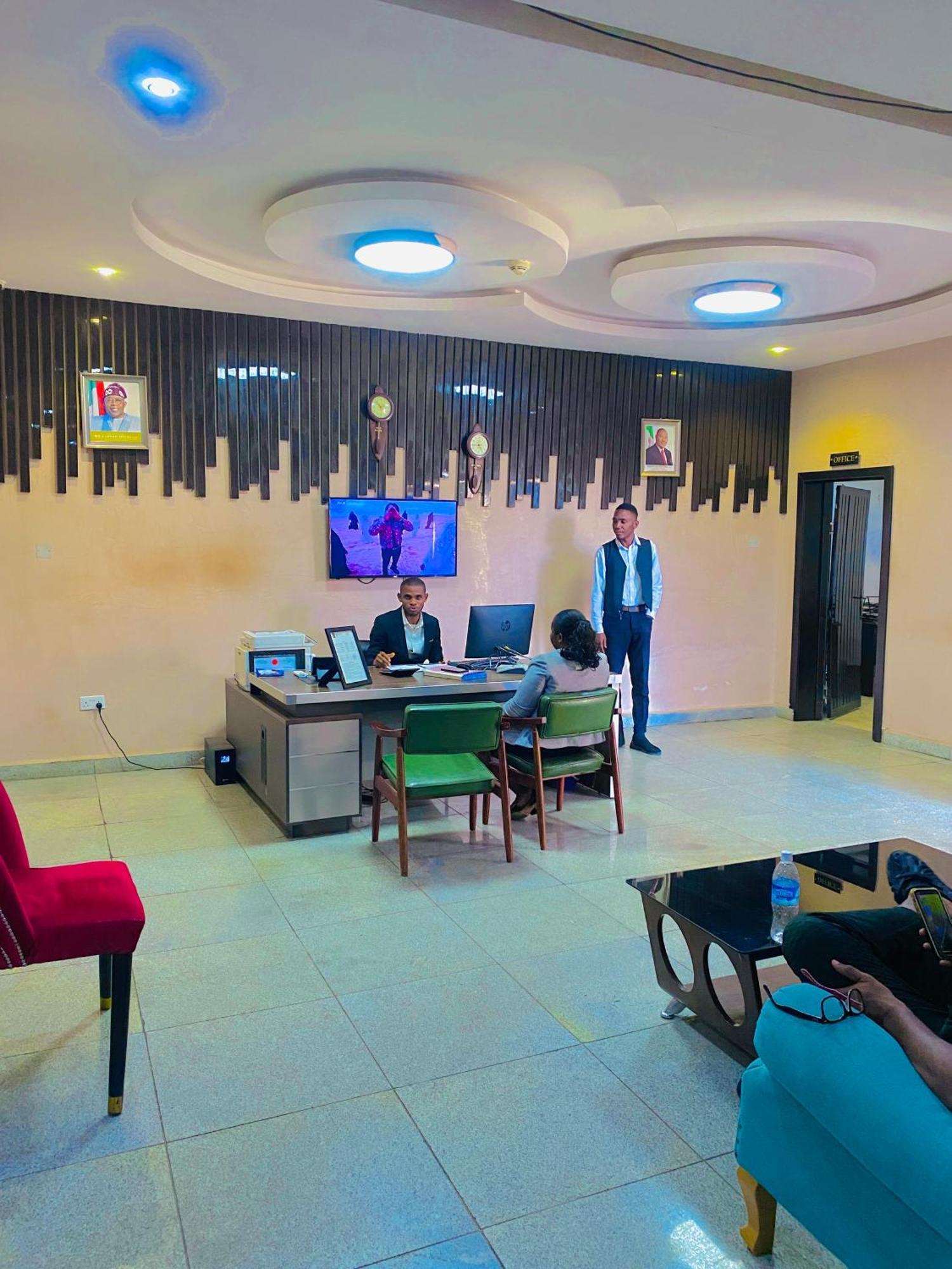 Vibes Suites Kaba Εξωτερικό φωτογραφία